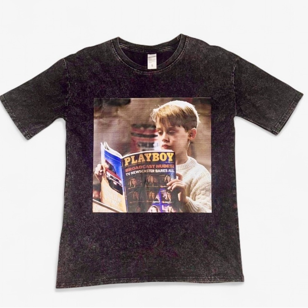 π¬π€ Mens Home Alone Graphic Tee β Acid Wash / Vintage Style π€π¬ Read Description - Picture 1 of 3